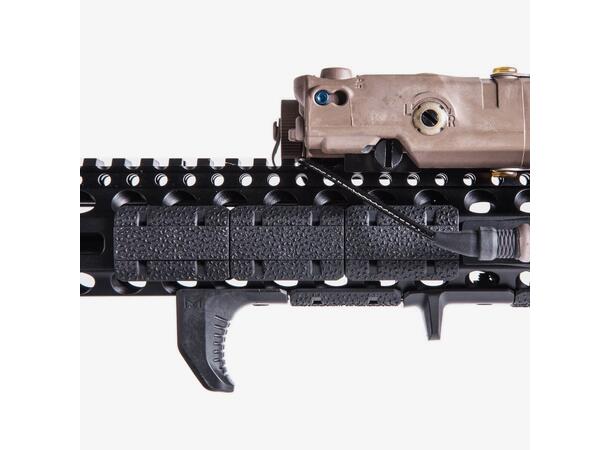 Magpul® M-LOK® Rail Cover, Type 2 Low-profile cover for aluminum M-LOK